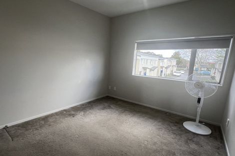 Photo of property in 12/45a Swanson Road, Henderson, Auckland, 0610