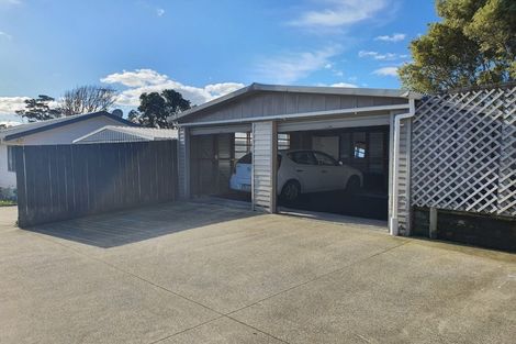 Photo of property in 101 Kinross Street, Blockhouse Bay, Auckland, 0600