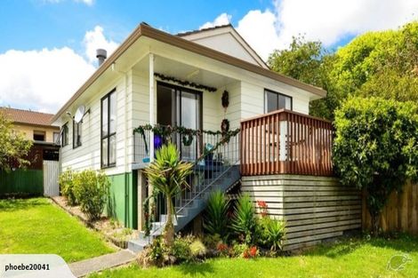 Photo of property in 1/5 Borich Road, Sunnyvale, Auckland, 0612
