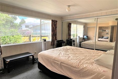 Photo of property in 69 Chilcott Road, Henderson, Auckland, 0612