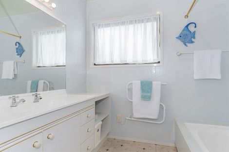 Photo of property in 41 Waitui Grove, Mount Maunganui, 3116