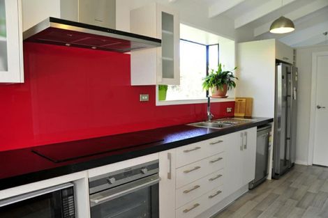 Photo of property in 6a Deepdale Street, Burnside, Christchurch, 8053