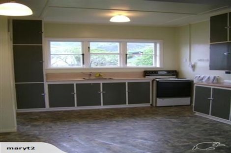 Photo of property in 7 Brown Grove, Fairfield, Lower Hutt, 5011