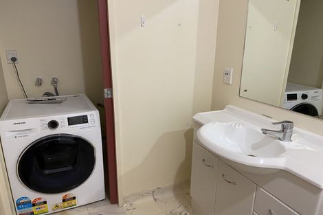 Photo of property in Terrace Heights Apartments, 13e/163 The Terrace, Wellington Central, Wellington, 6011