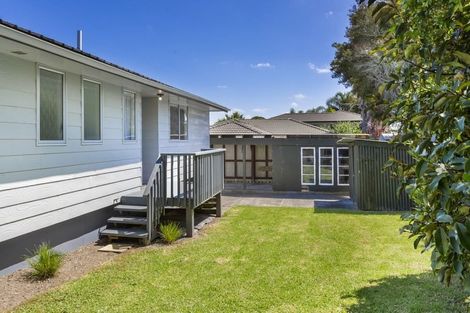 Photo of property in 1/15 Pine Street, New Lynn, Auckland, 0600