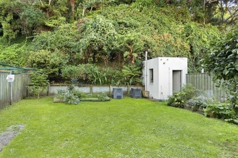 Photo of property in Ambassador Flats, 3/7 Maurice Terrace, Te Aro, Wellington, 6011