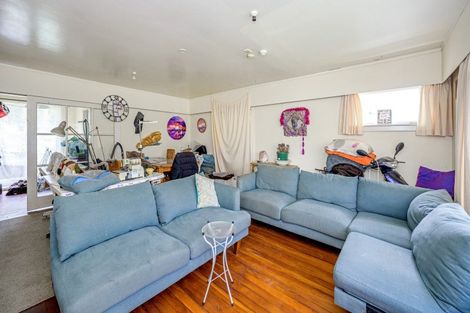 Photo of property in 4104 Great North Road, Glen Eden, Auckland, 0602