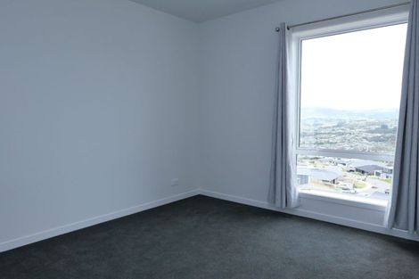 Photo of property in 11/30 Adventure Drive, Whitby, Porirua, 5024