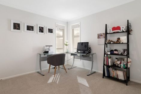 Photo of property in 4 Omapere Lane, Pyes Pa, Tauranga, 3112