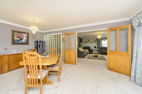 Photo of property in 22 Hanmer Place, Highbury, Palmerston North, 4412