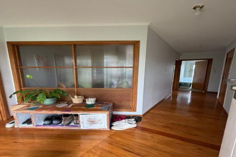 Photo of property in 281 Pakuranga Road, Pakuranga Heights, Auckland, 2010