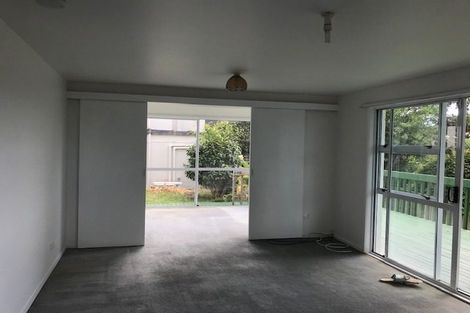 Photo of property in 6 Knightsbridge Drive, Forrest Hill, Auckland, 0620