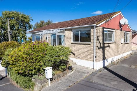 Photo of property in 18 Argyle Street, Mornington, Dunedin, 9011