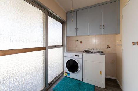 Photo of property in 50 Wynyard Crescent, Tamatea, Napier, 4112