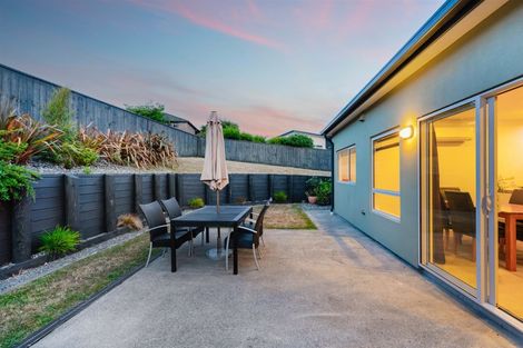 Photo of property in 7 Sumner Terrace, Aotea, Porirua, 5024