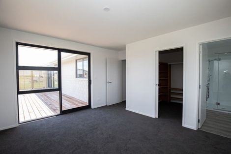 Photo of property in 17 Costello Drive, Ngatea, 3503