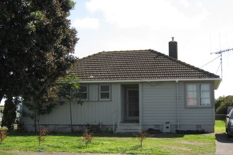 Photo of property in 2 Maire Street, Gonville, Whanganui, 4501