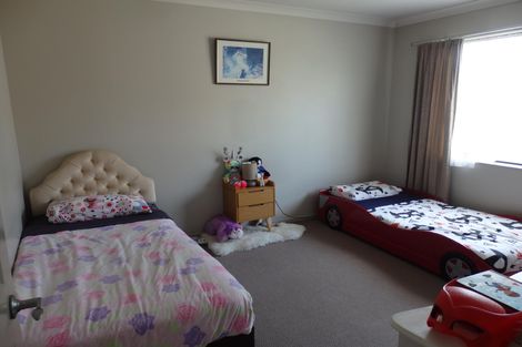 Photo of property in 100 Shakespeare Street, Leamington, Cambridge, 3432