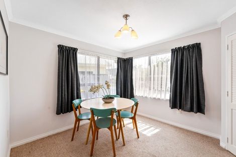 Photo of property in 1/24 Comeskey Grove, Elderslea, Upper Hutt, 5018