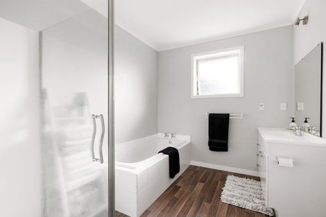 Photo of property in 3 Norma Place, Riverlea, Hamilton, 3216