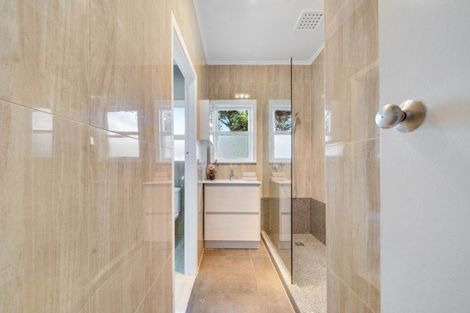 Photo of property in 35 Seddon Avenue, Papatoetoe, Auckland, 2104