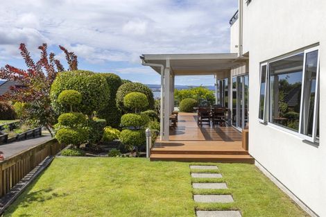 Photo of property in 19 Kinder Street, Acacia Bay, Taupo, 3330