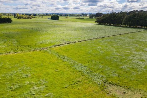 Photo of property in 33 Mckellar Road, Seaward Bush, Invercargill, 9871