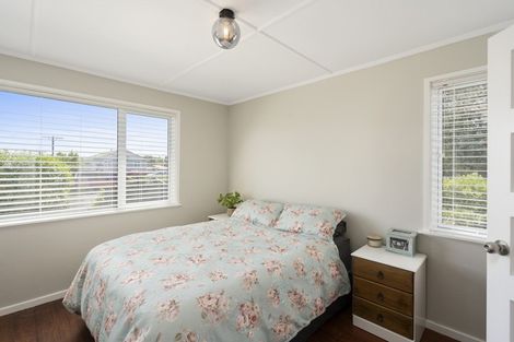 Photo of property in 2 Drake Street, Vogeltown, New Plymouth, 4310