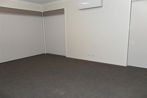 Photo of property in 7 Dorchester Place, Orewa, 0931