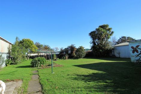 Photo of property in 128 Queen Street, Westport, 7825