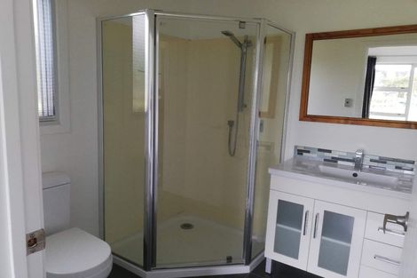 Photo of property in 939 Kahikatea Flat Road, Waitoki, Kaukapakapa, 0871