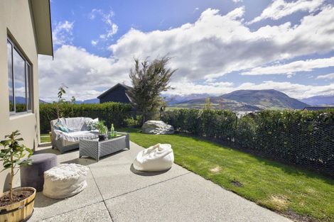 Photo of property in 1 Afton Lane, Jacks Point, Queenstown, 9371