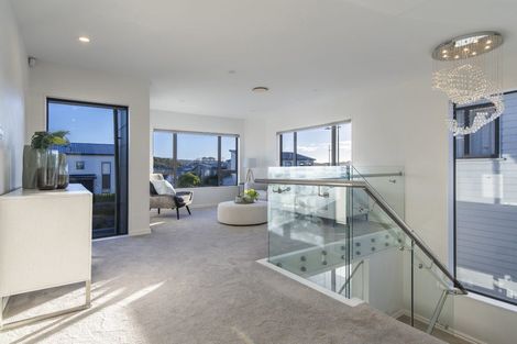 Photo of property in 15 Bight Road, Long Bay, Auckland, 0630