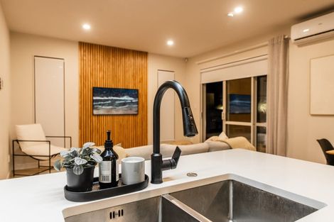 Photo of property in 35 Pohewa Road, Silverdale, 0932