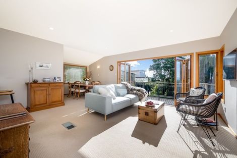 Photo of property in 8 Rangitoto View Road, Cockle Bay, Auckland, 2014