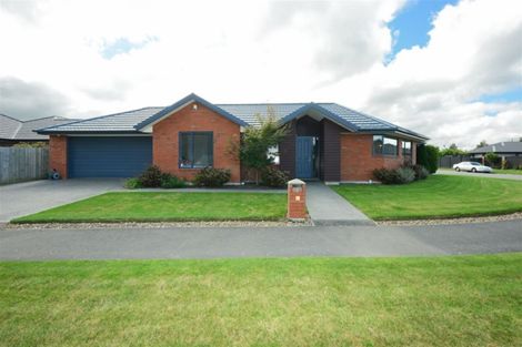 Photo of property in 6 Cyclamen Place, Aidanfield, Christchurch, 8025