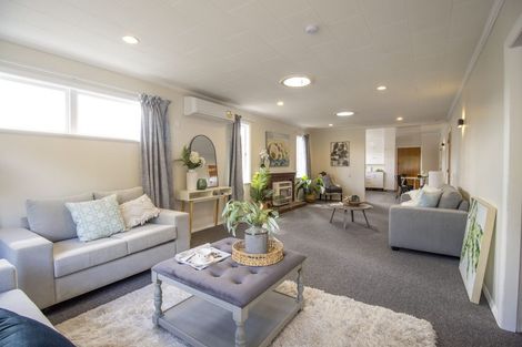 Photo of property in 25 Lees Grove, Wainuiomata, Lower Hutt, 5014