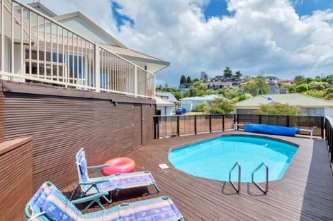 Photo of property in 50 Crestview Place, Browns Bay, Auckland, 0630