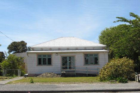 Photo of property in 53 Queen Street, Westport, 7825