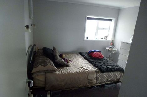 Photo of property in 5d Catherine Crescent, Moturoa, New Plymouth, 4310