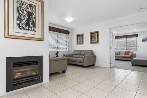 Photo of property in 36 Inverness Drive, Pyes Pa, Tauranga, 3112