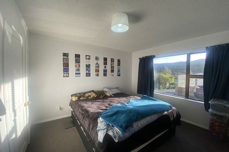 Photo of property in 156 Waikawa Road, Picton, 7220