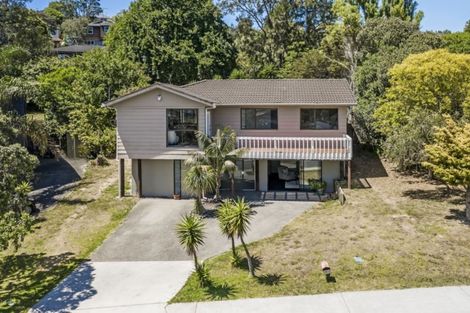 Photo of property in 93 Oaktree Avenue, Browns Bay, Auckland, 0630