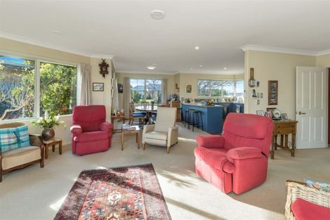 Photo of property in 16 Clifford Place, Amberley, 7410