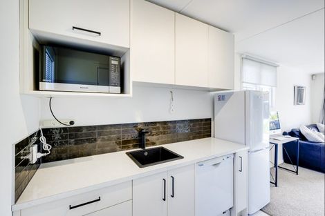 Photo of property in 1 Jervois Road, Jervoistown, Napier, 4112