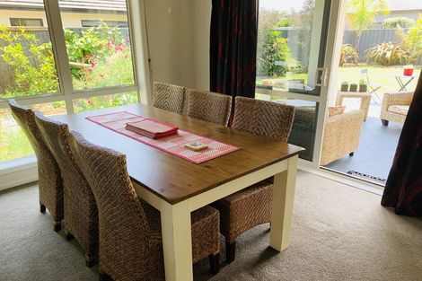 Photo of property in 8 Orotu Drive, Poraiti, Napier, 4112