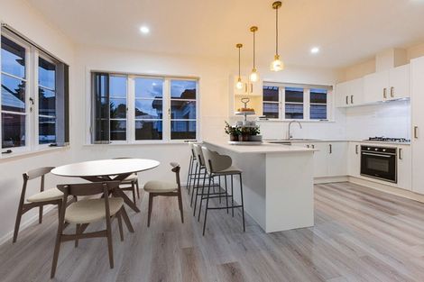 Photo of property in 45 Puriri Road, Manurewa, Auckland, 2102