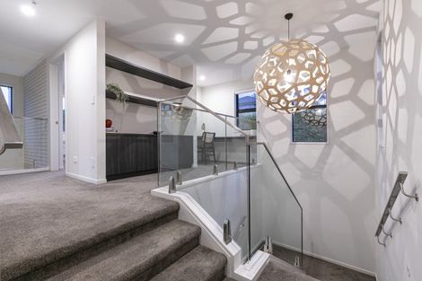 Photo of property in 21b Churchouse Road, Greenhithe, Auckland, 0632