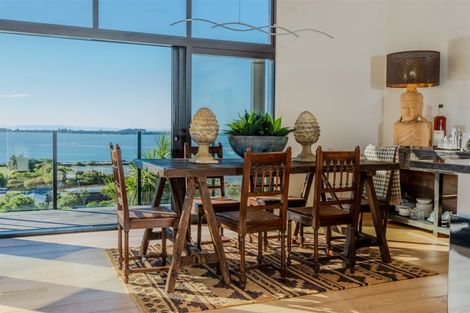 Photo of property in 29 Soleares Avenue, Mount Pleasant, Christchurch, 8081