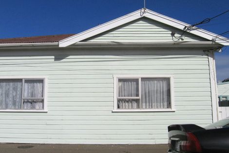 Photo of property in 13 Rua Street, Lyall Bay, Wellington, 6022